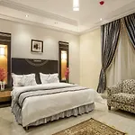 Al Ezzah Palace Hotel Suites