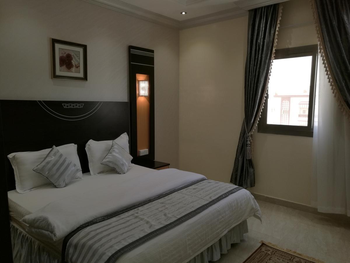 Aparthotel Al Ezzah Palace Suites Jeddah