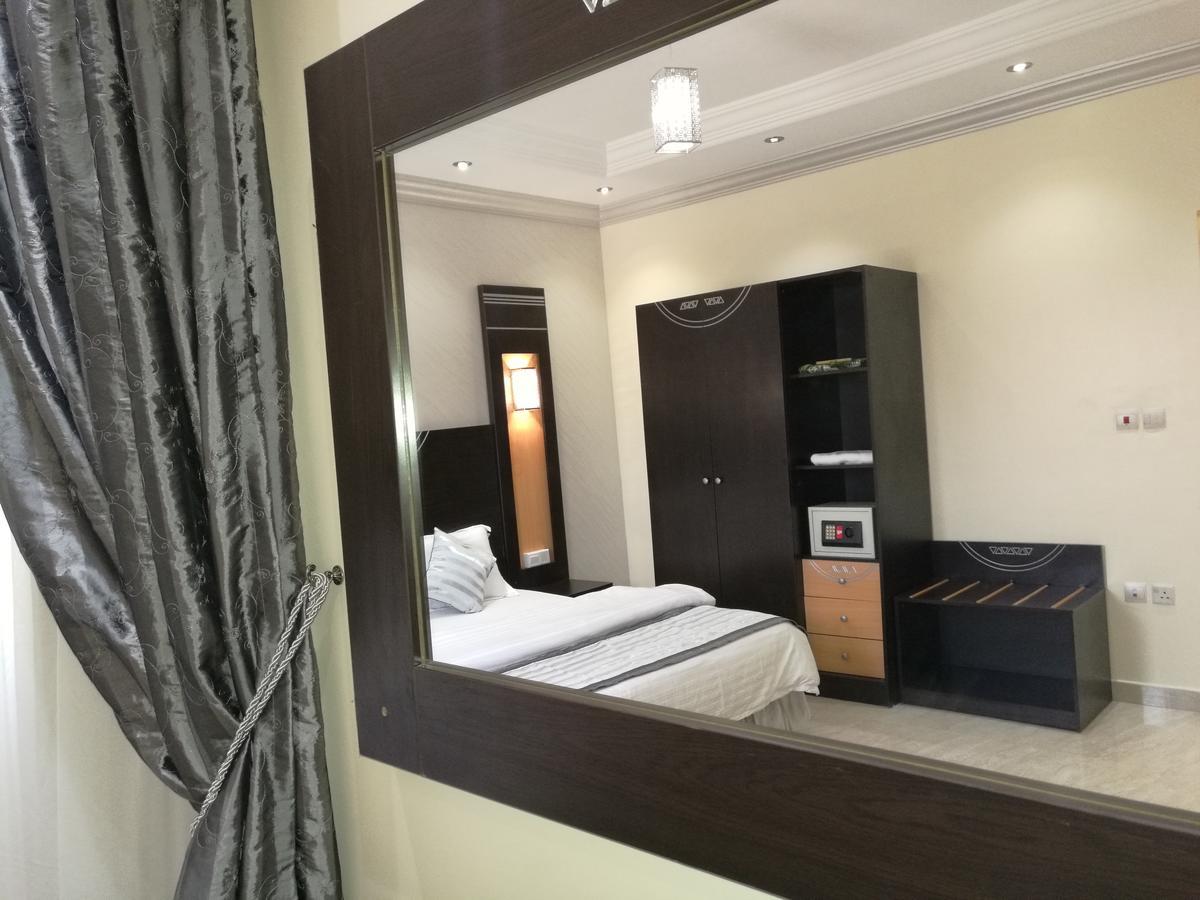 Aparthotel Al Ezzah Palace Suites